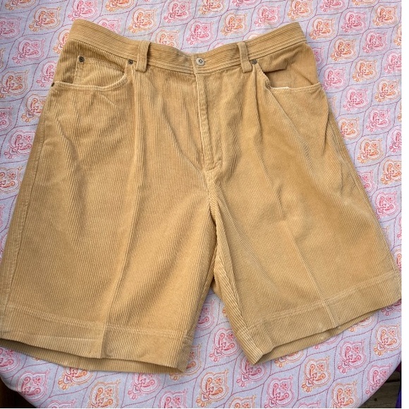 SOLD Men’s Mustard Tan/Khaki Silk Shorts - Picture 3 of 12
